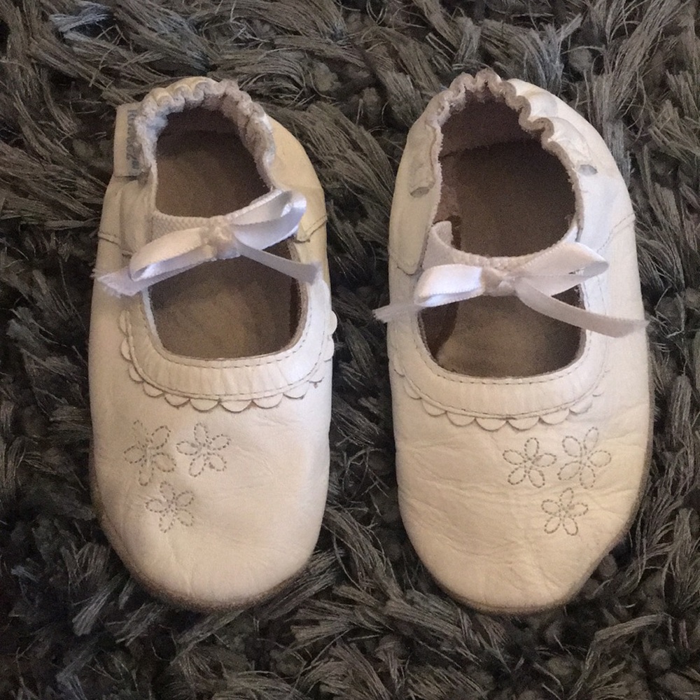 Robeez baby walking shoes